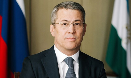 Хабиров поблагодарил ушедших из Башкирии производителей