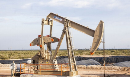 Экономист Хазанов назвал некритичным для РФ снижение цен на нефть