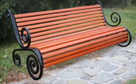 В уфимском парке поставят скамьи за миллион рублей